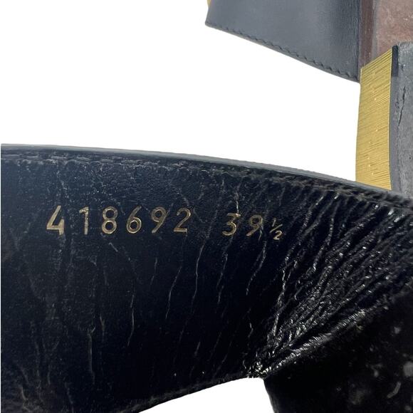 Gucci Marmont Logo Leather Thong Sandal in Black - Picture 14 of 16